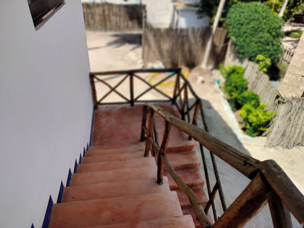 Standard Double Room, 1 Queen Bed, Balcony, Courtyard View photo 2