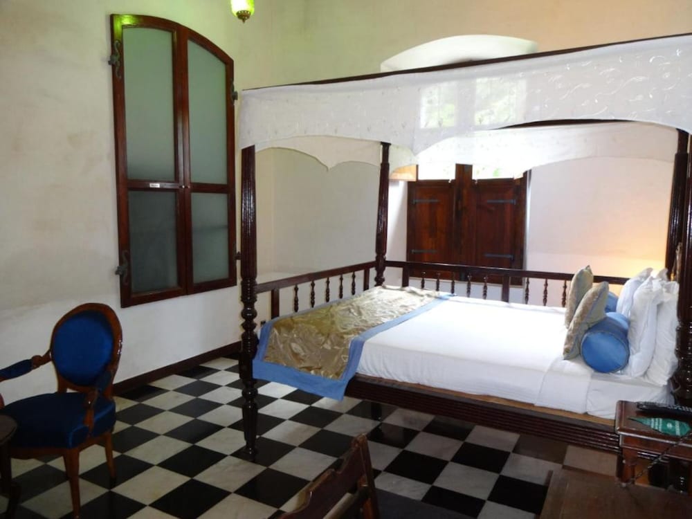 Deluxe Room - Photo 3