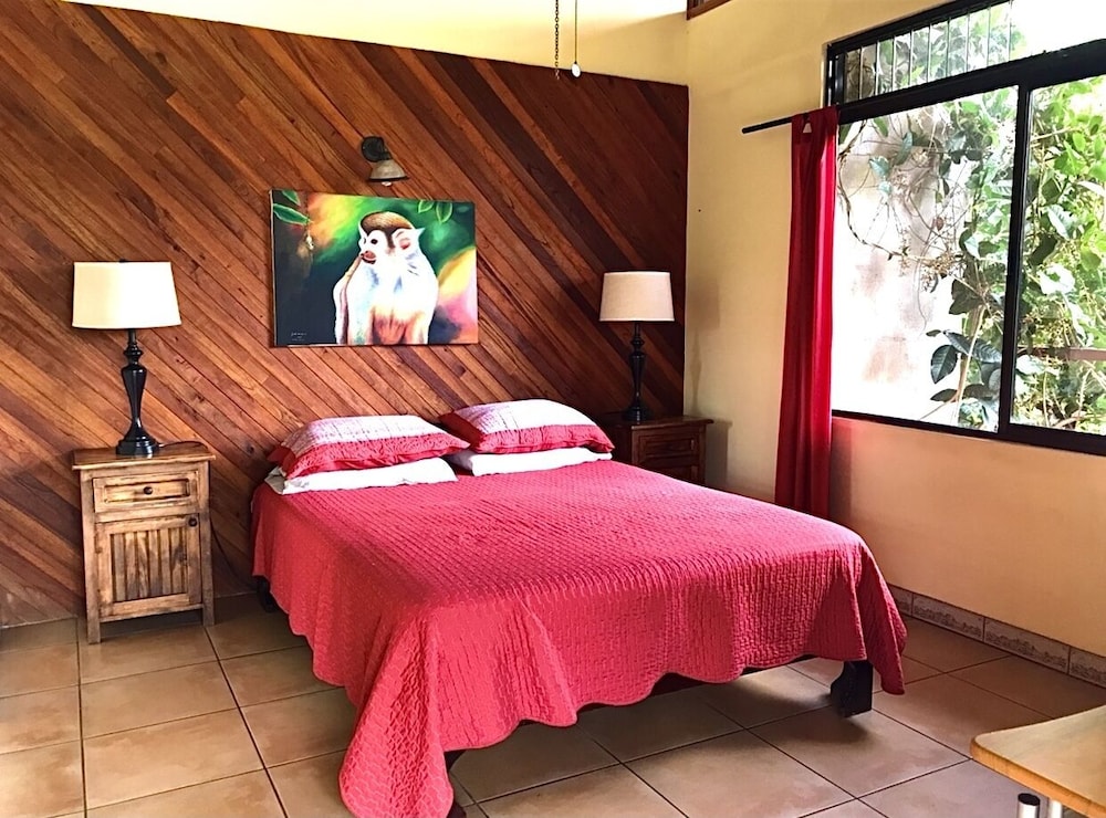 Deluxe Room, 1 Queen Bed, Valley View photo 1