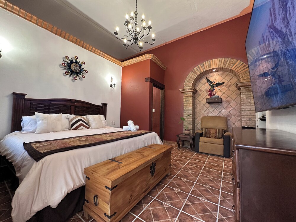 Superior Suite, Garden View