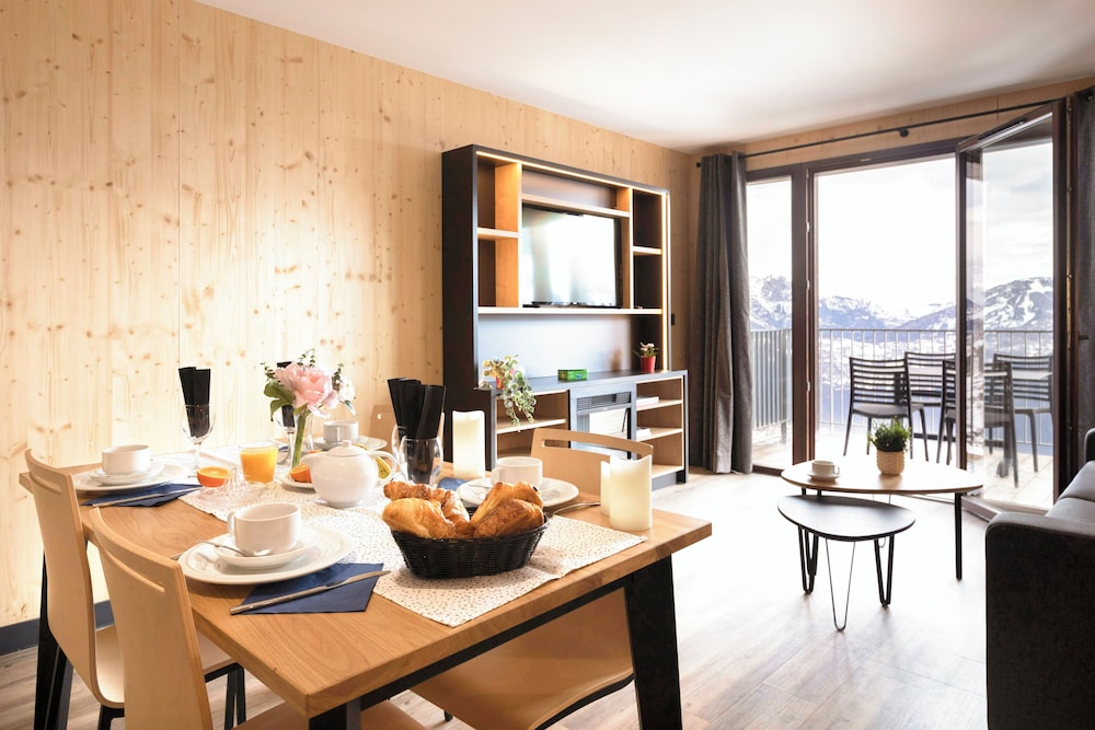 Comfortable 3-room apartment for 6 people with mountain view