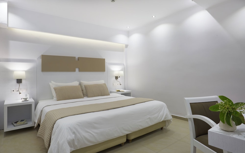 Suite, Private Pool - Photo 2