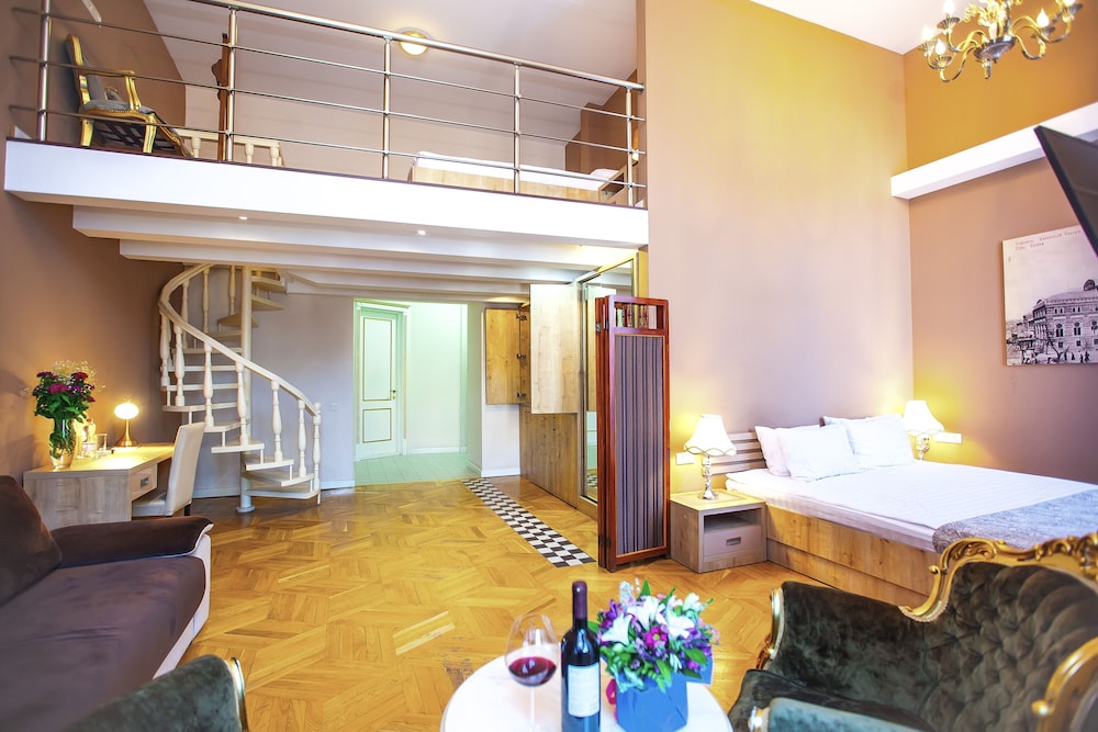 Family Apartment, Balcony, City View photo 1