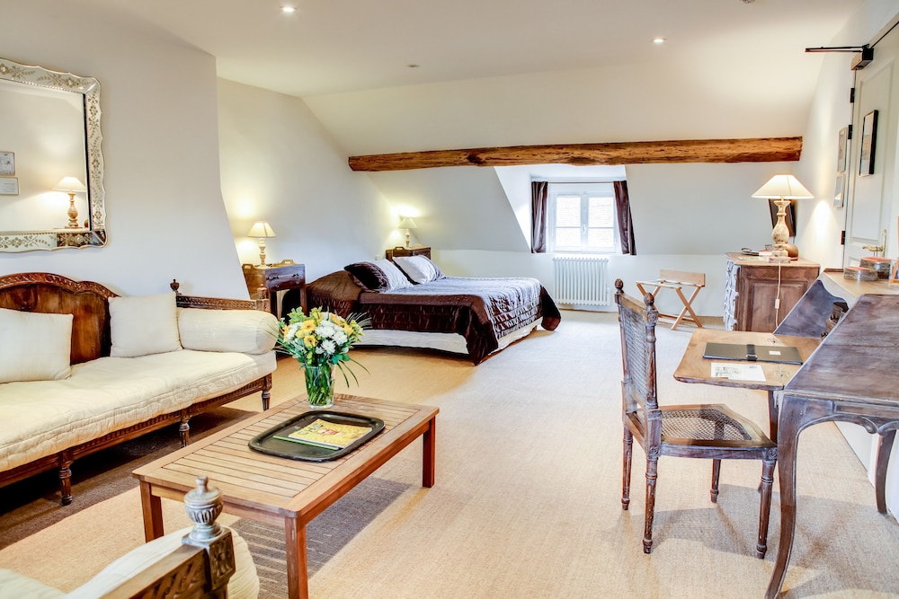 Deluxe Suite photo 1