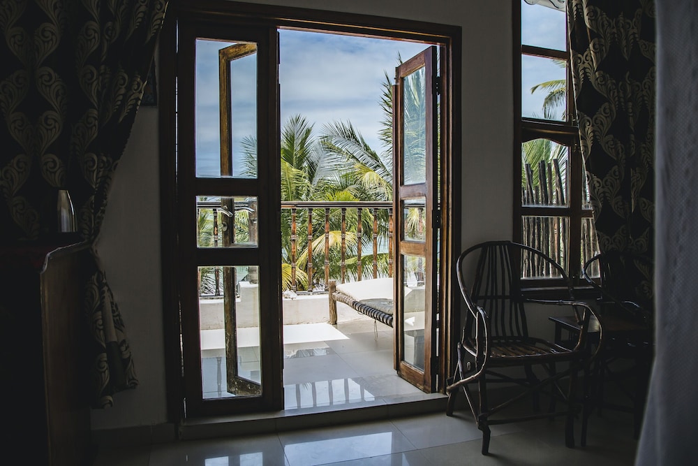 Deluxe Triple Room, Multiple Beds, Terrace, Ocean View