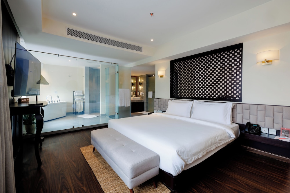 Executive Room, Accessible