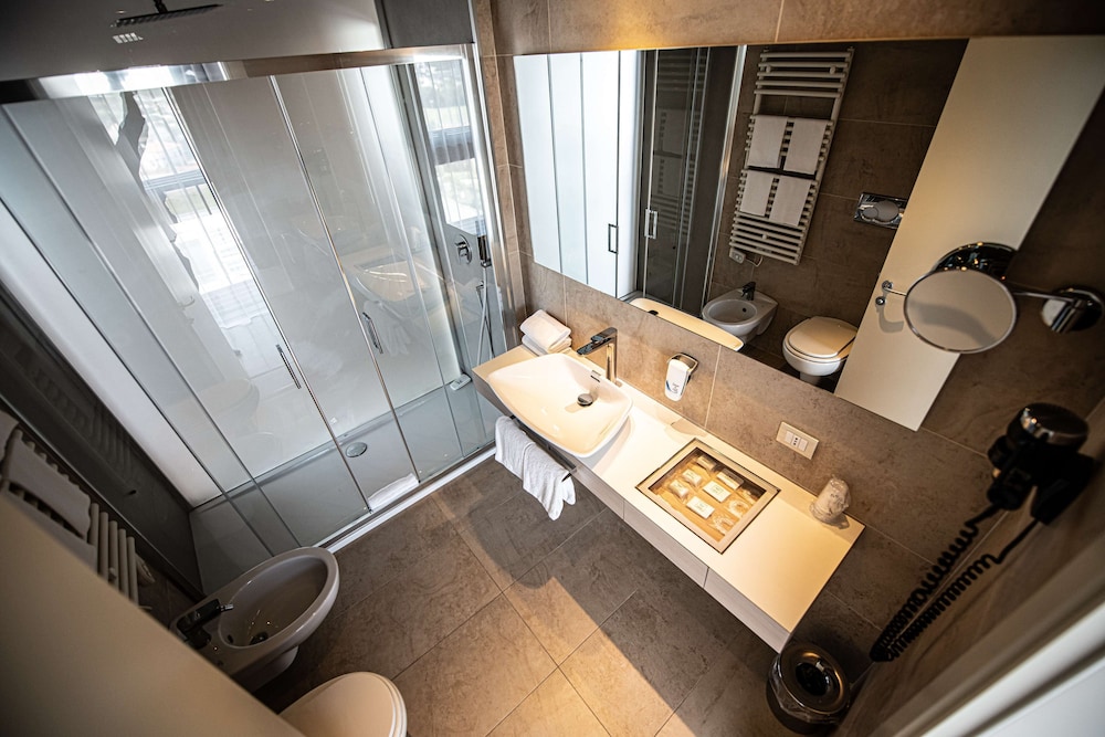 Family Suite, Multiple Beds, Non Smoking - Photo 18