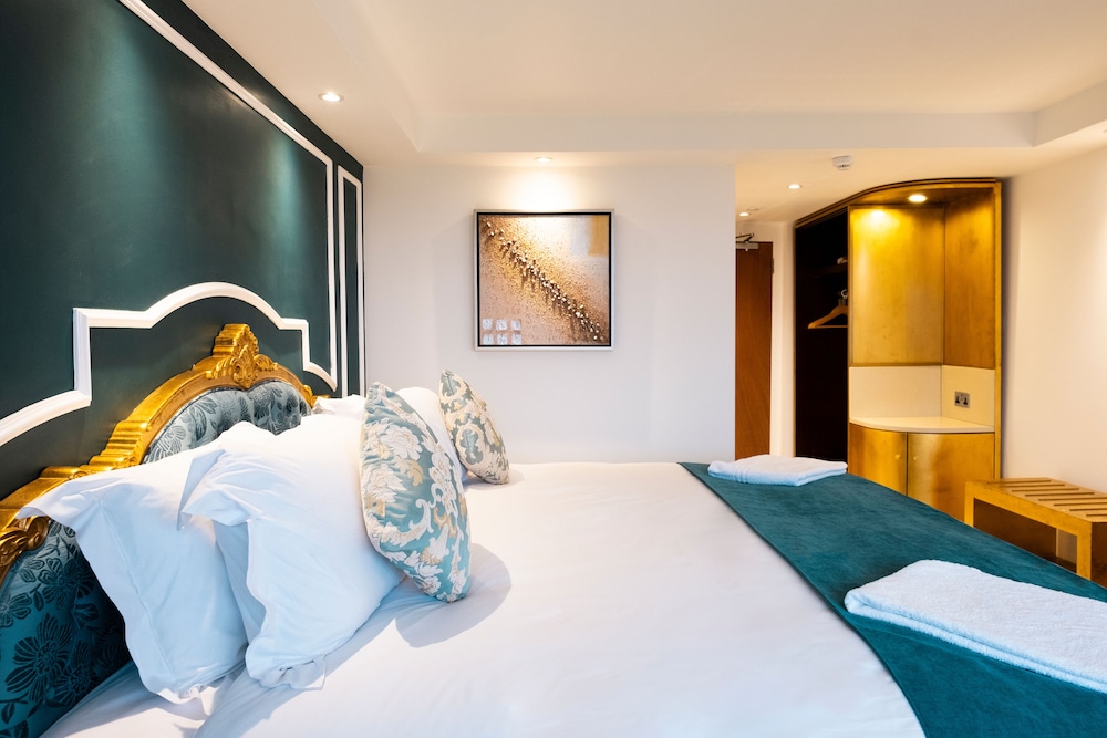 Executive Double Room - Photo 3