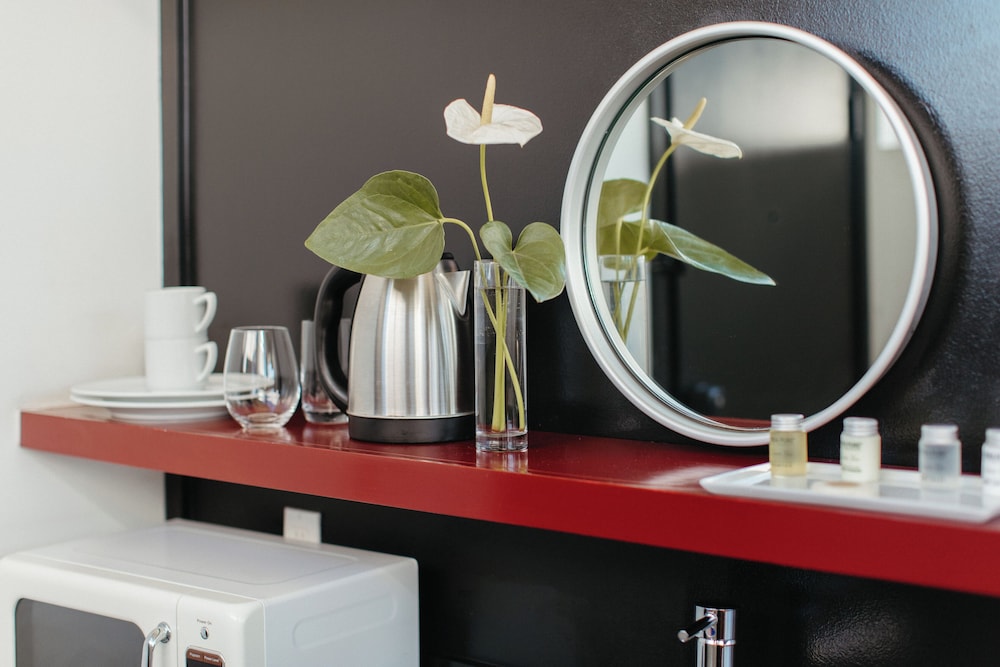 Premier Studio, City View - Photo 15