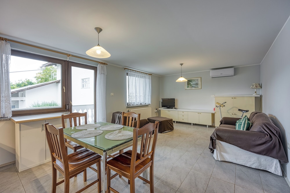 家庭公寓,两间卧室 (Cesar's Karst Apartment Ruj)