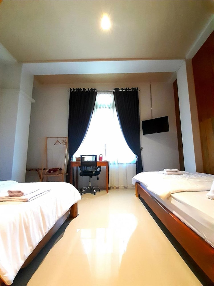 Deluxe Room, 2 Twin Beds