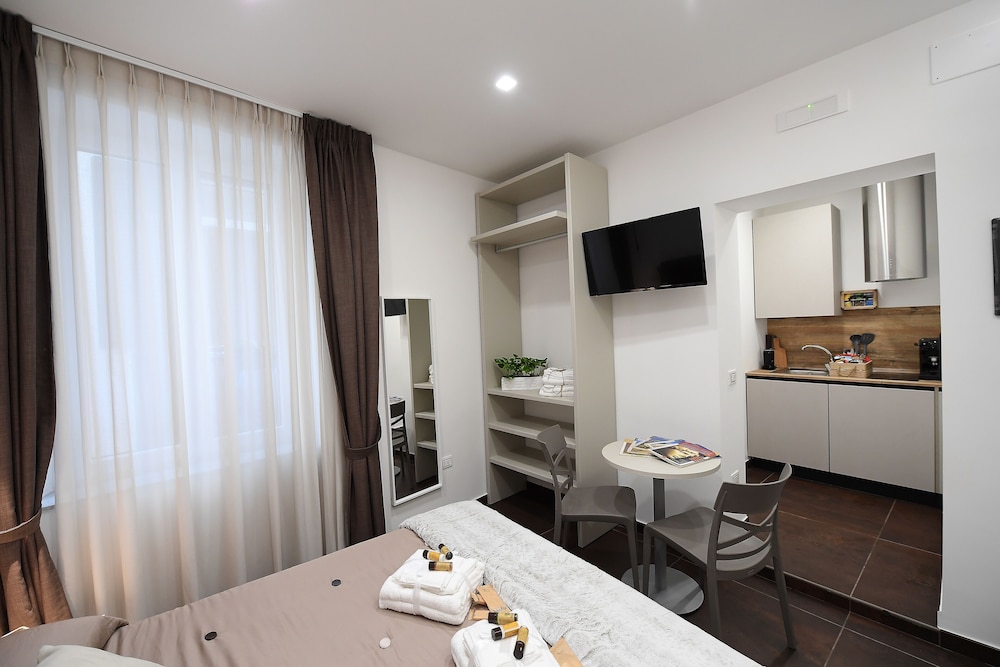 Deluxe Double Room (Elisa) photo 2