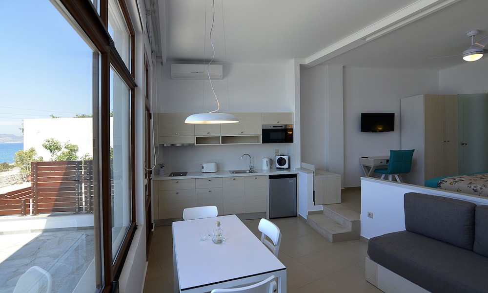 Deluxe Studio, Sea View photo 2