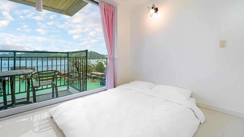 Basic Room, 1 Bedroom (Bdong 103(Ocean view,withpet)) photo 2