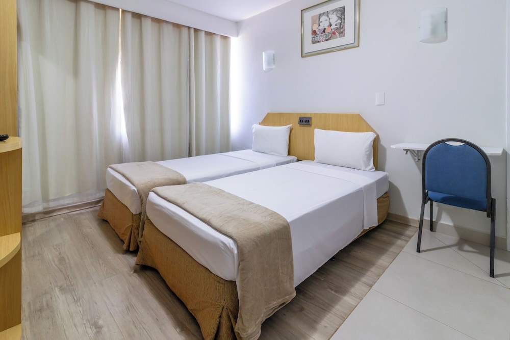 Brasília Tower Hotel by Castelo Itaipava — Standard Twin Room