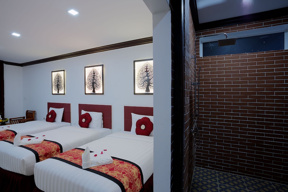 Deluxe Triple Room, Balcony
