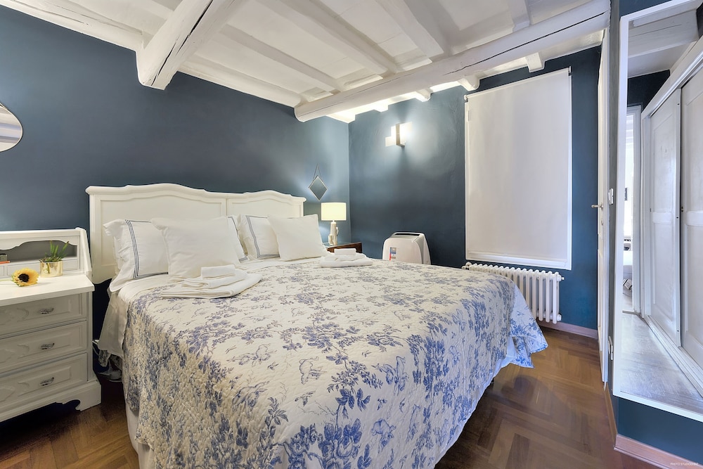 Romantic Apartment photo 1