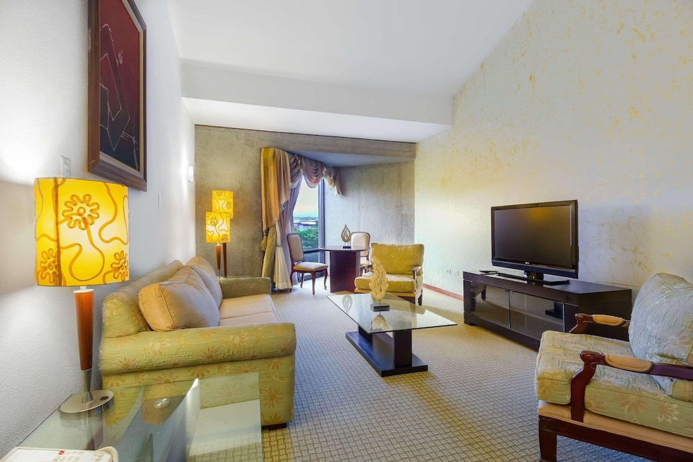 Suite, 1 Bedroom, Non Smoking - Photo 1