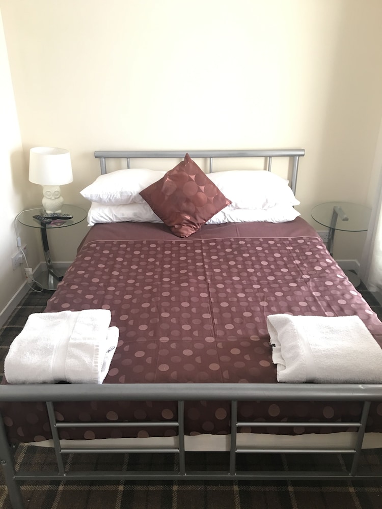 Deluxe Double Room, Ensuite photo 3