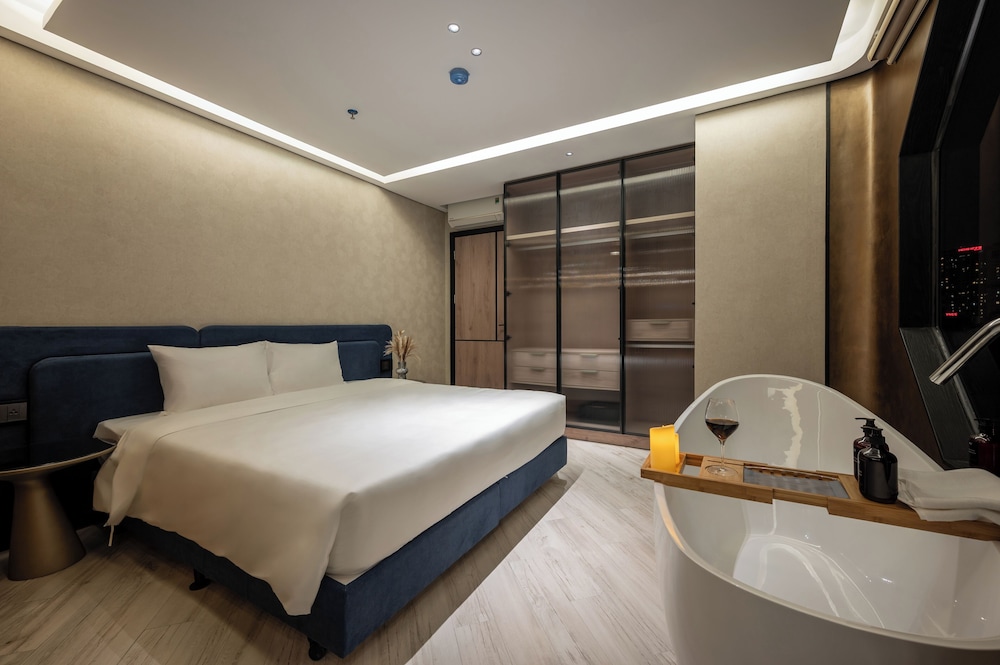 Comfort Double Room, Lake View