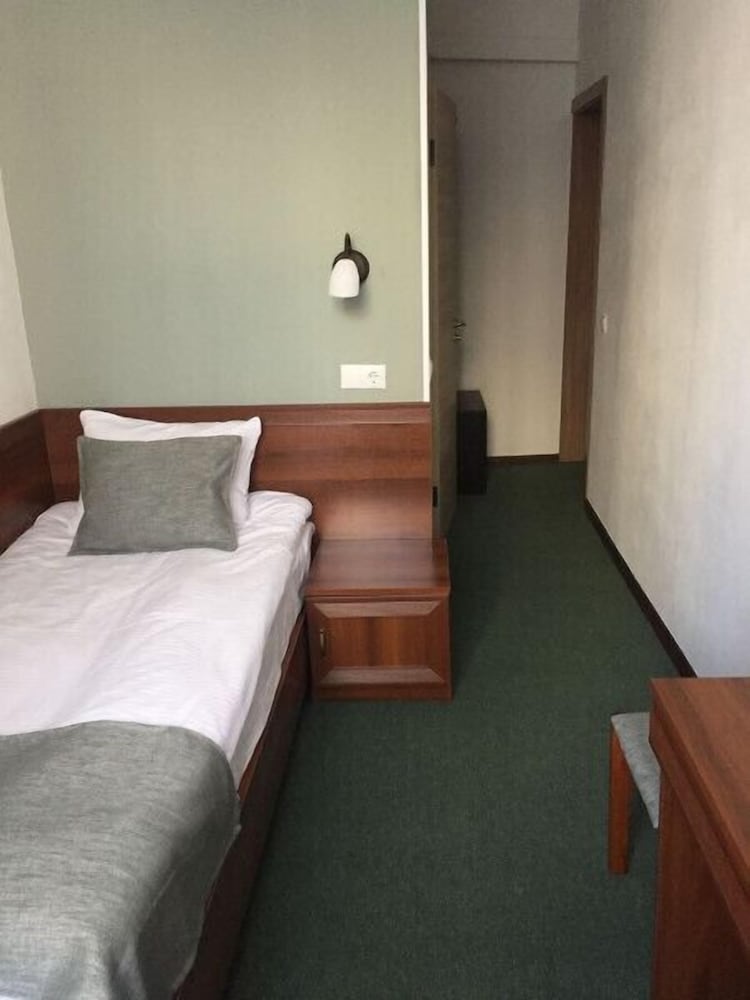 Single Room photo 3