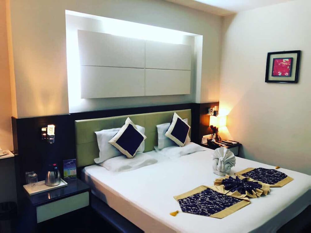 Luxury Room - Photo 18