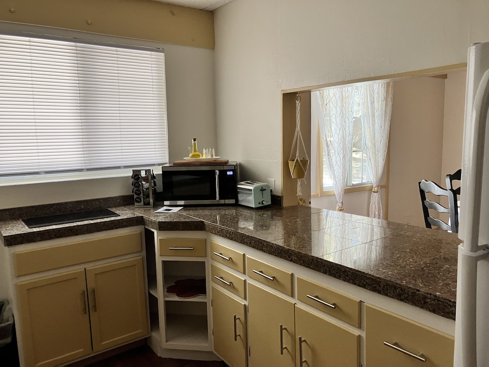 Exclusive Villa, Multiple Beds (Pickford Palms Estate C House, 6 mi f) - Photo 4