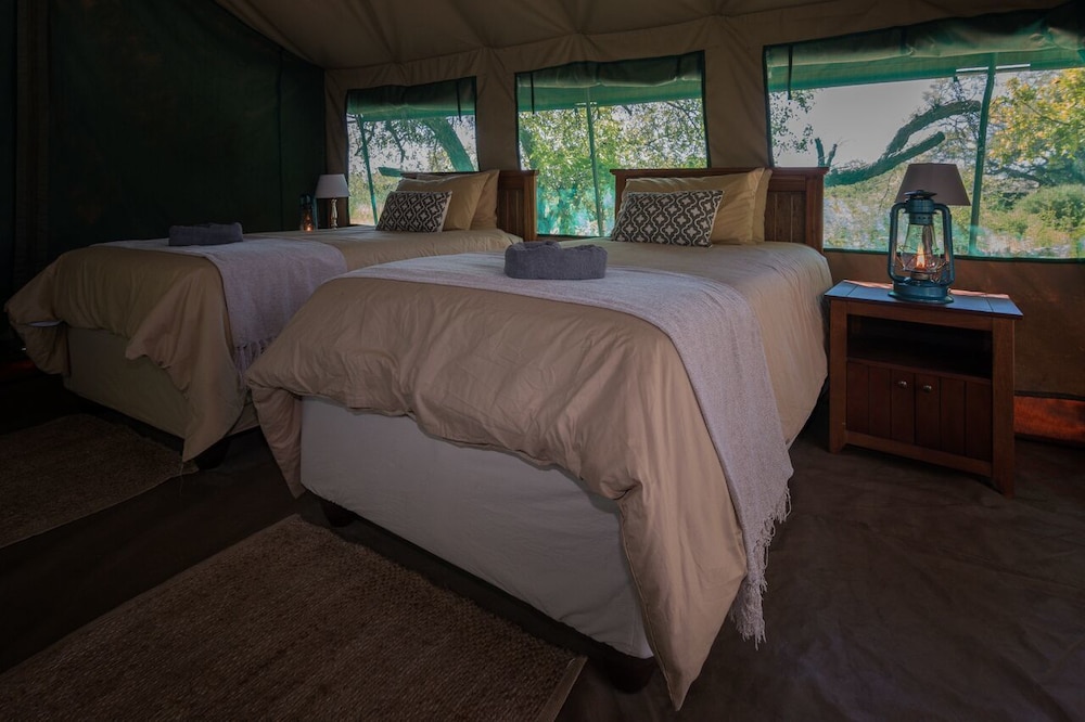Luxury Tent, Patio, Lake View (Meru) photo 3