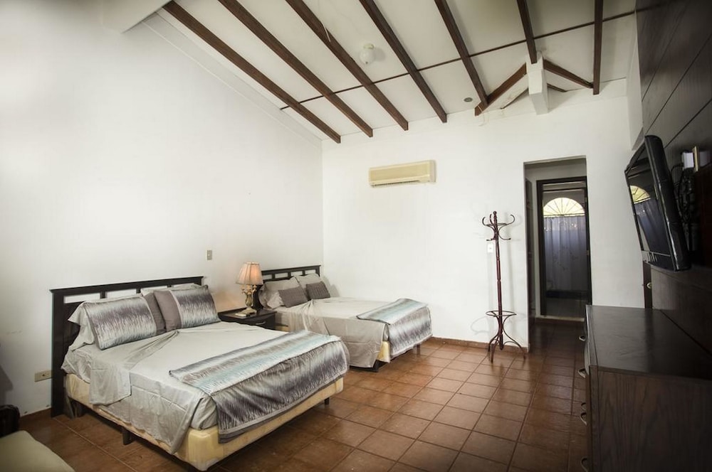Villa, Beach View photo 1