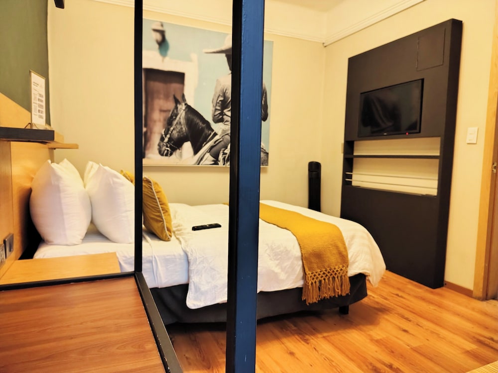 Standard Room, 1 Double Bed, Private Bathroom - Photo 14