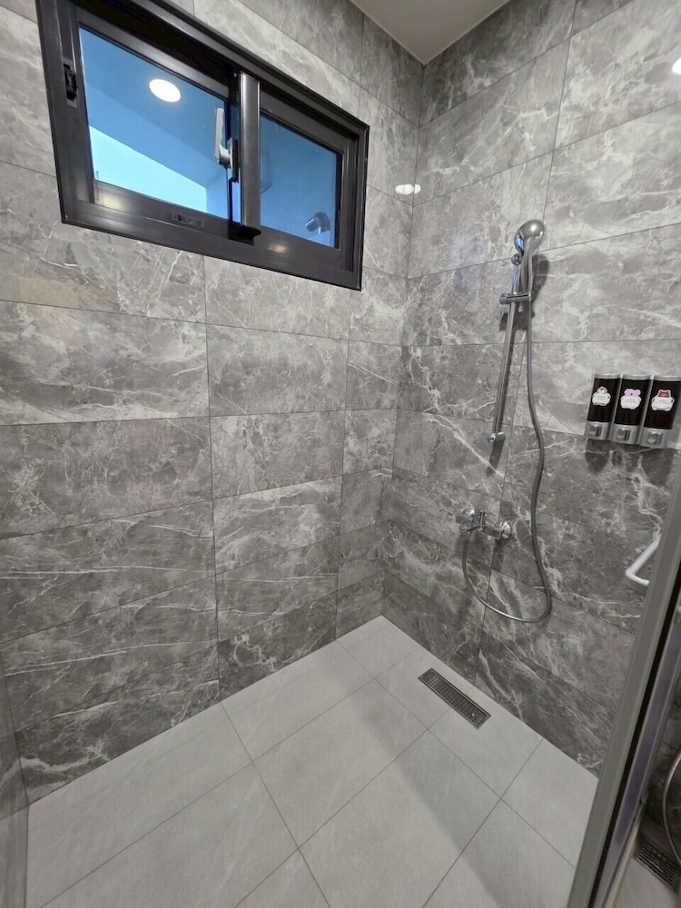 Deluxe Quadruple Room photo 3
