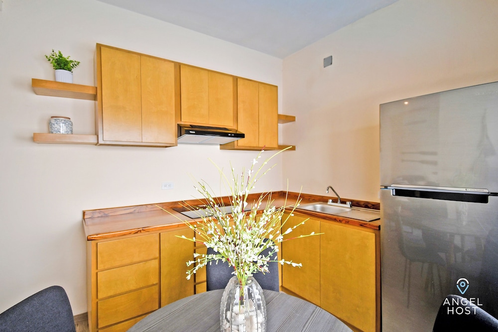 Comfort Apartment, 2 Bedrooms, Kitchen photo 2
