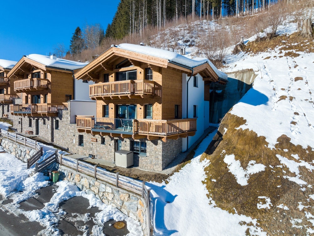 Chalet photo 1
