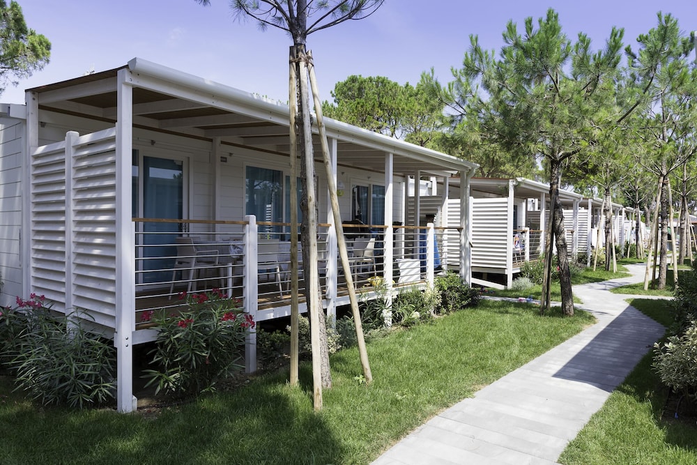 Comfort Mobile Home, 2 Bedrooms, 2 Bathrooms photo 2