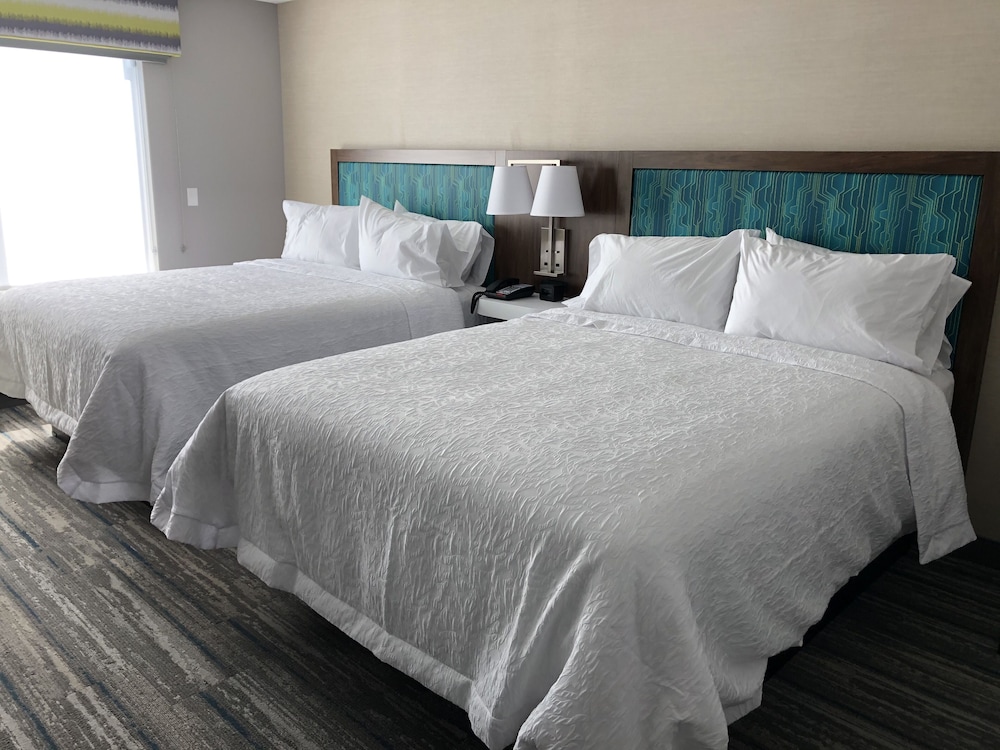 Standard Room, 2 Queen Beds, Accessible, Bathtub - Photo 3