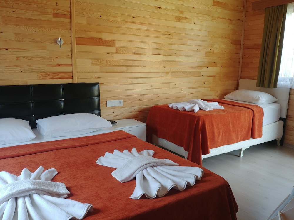Deluxe Bungalov photo 3