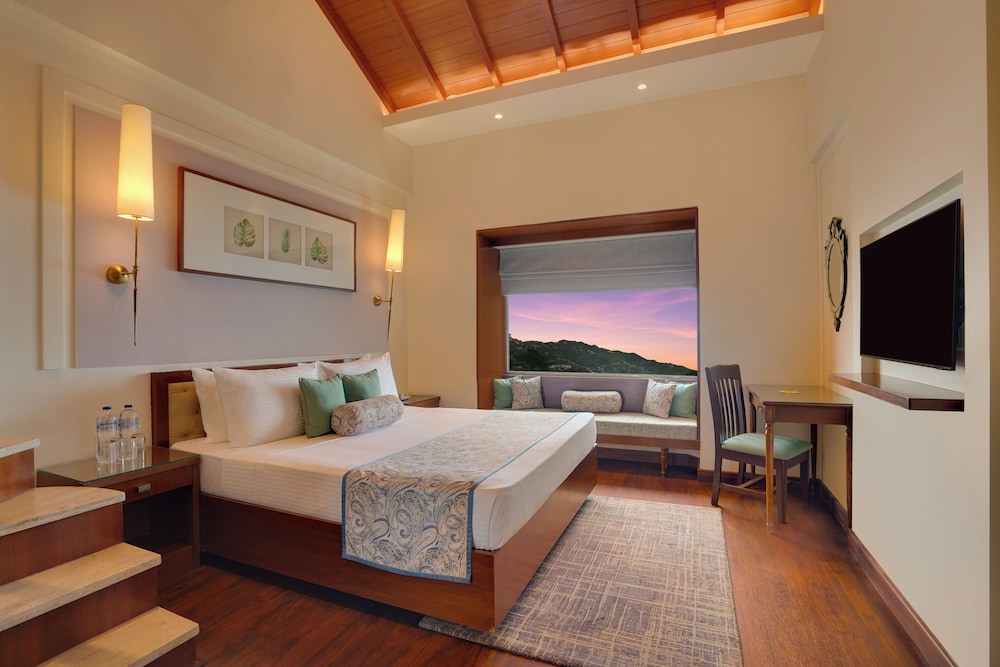 Duplex King Suite with Valley View - Photo 2