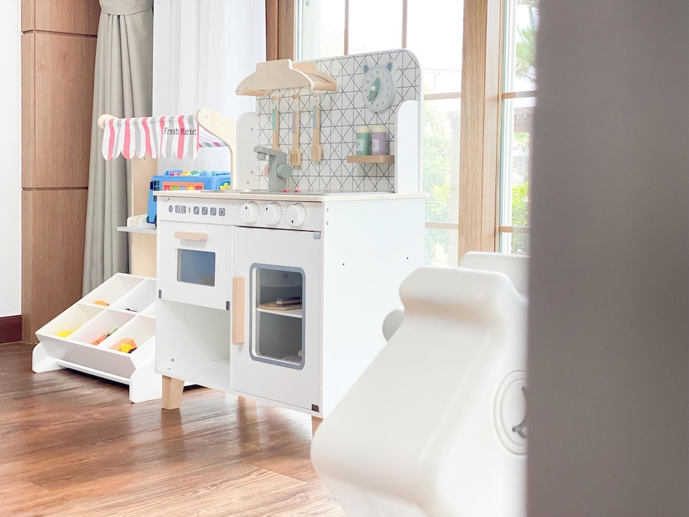 Basic Room, 1 Bedroom (Lemon - Kids room) - Photo 4