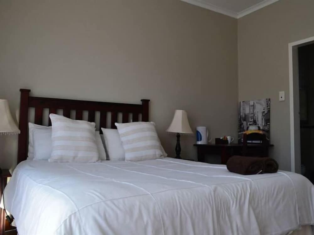 Family Room, 1 Bedroom photo 1