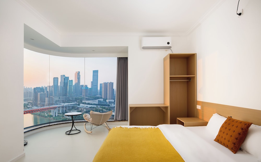 Deluxe Apartment, 2 Queen Beds, Ensuite, Ocean View photo 2