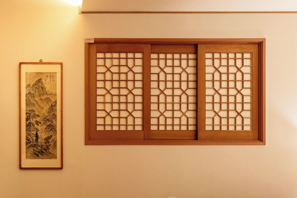 Standard Double Room (Korean Style, No Parking) - Photo 9
