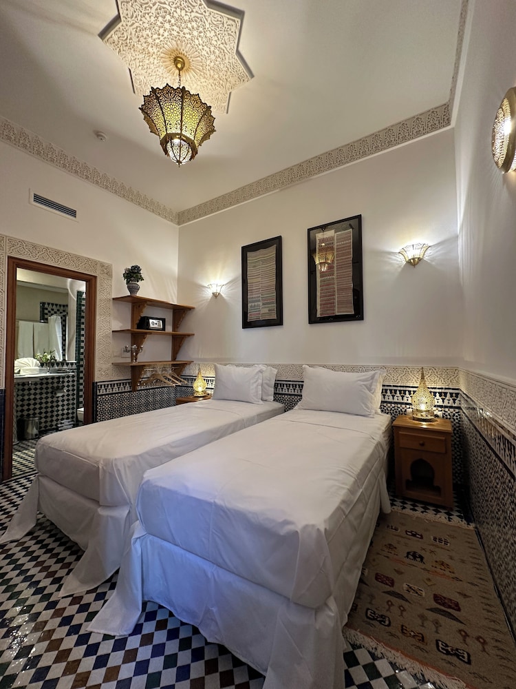 Standard Double or Twin Room photo 1