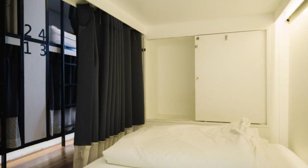 Queen Bunk Room — the supplier's photographs — photo 3