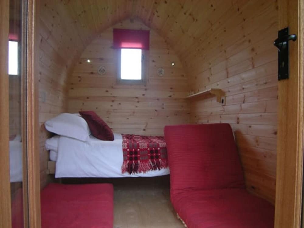 Room, Private Bathroom (and Pod) photo 3