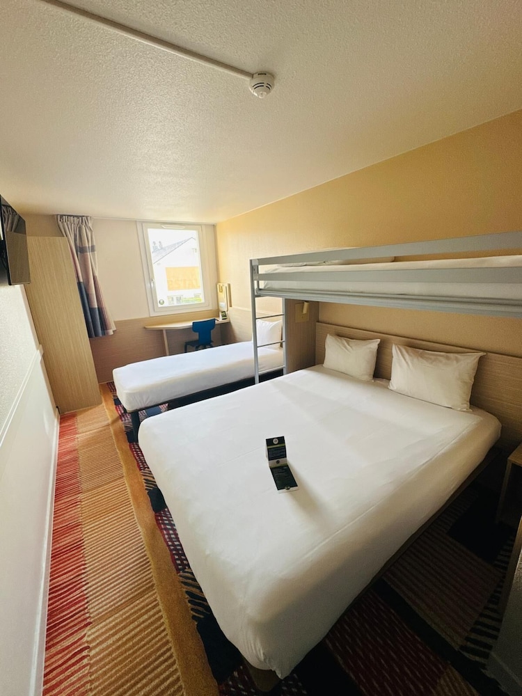 Quadruple Room, Non Smoking - Photo 1