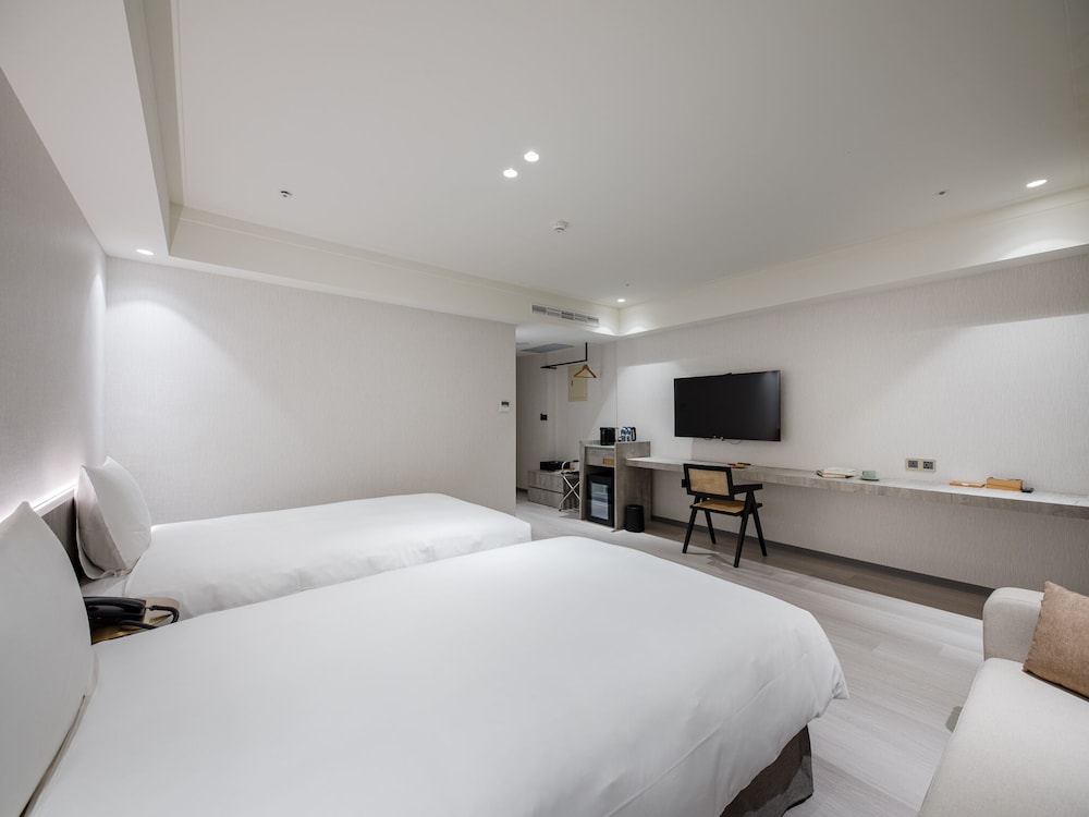 Business Twin Room photo 3