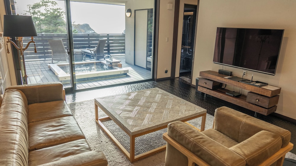 Hari Guestroom with Open-Air Bath, Non Smoking - Photo 9