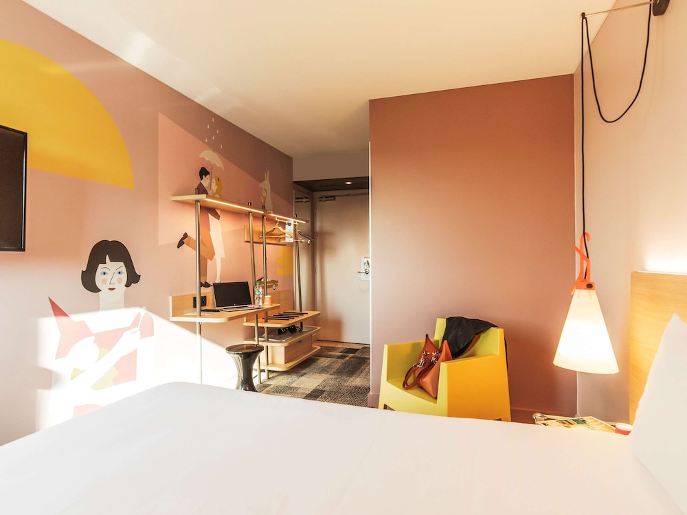 Standard Room, 1 Double Bed thumbnail 5