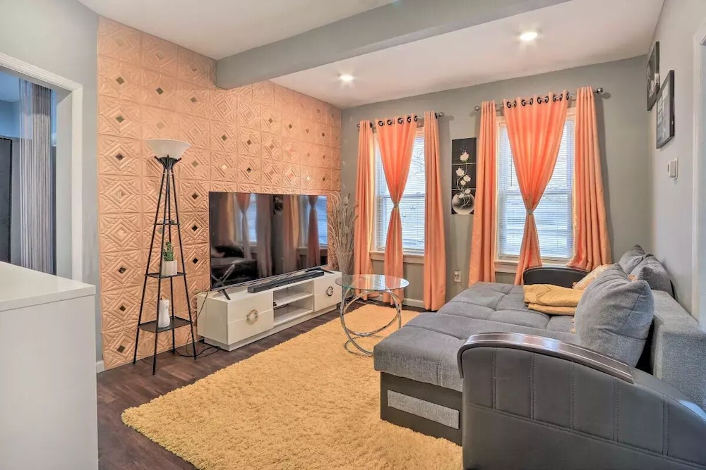 Luxury House, City View photo 2