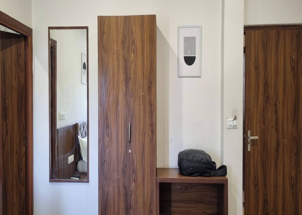 Deluxe Room - Photo 10